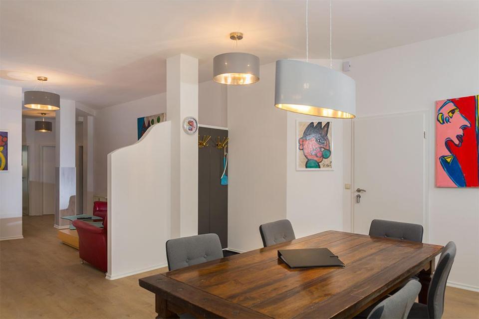 H&H Apartments Im Herzen Der Stadt In Der Lange Strasse Geraeumig Ruhig Mit Kueche Und Esstisch Greifswald Ngoại thất bức ảnh